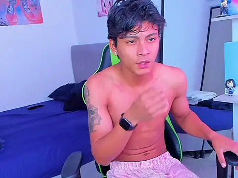 PaulTallx online show from April 13, 2026, 4:01 pm