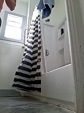 Brandon23xxxgb online show from April 11, 2026, 3:16 pm