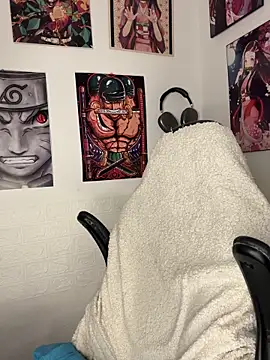 CarolQueen1  online show from April 12, 2026, 12:32 pm