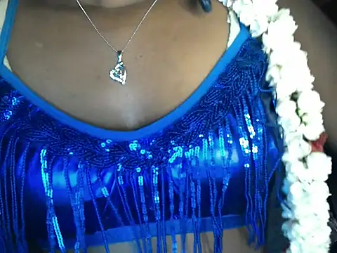 Couplehot00 online show from March 31, 2026, 6:19 pm