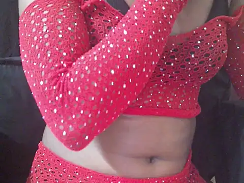 Couplehot00 online show from July 10, 2026, 6:54 pm