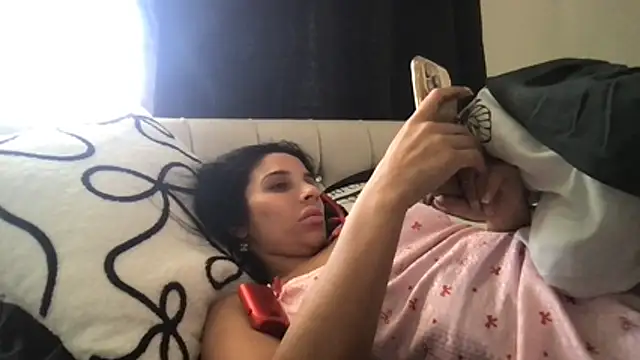 Miss juicy babes69 online show from March 29, 2026, 3:01 pm