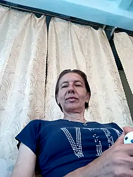 Snapshot of Tania9876 chatting on June 9, 2026, 5:52 am Tania9876 online show from June 9, 2026, 5:52 am