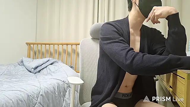 playxh11 online show from April 19, 2026, 3:22 pm