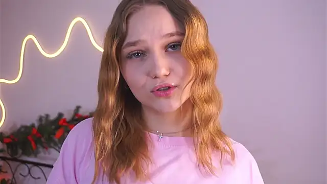 Snapshot of MinervaMarso chatting on March 16, 2026, 6:56 pm MinervaMarso online show from March 16, 2026, 6:56 pm