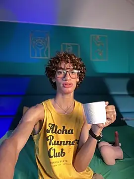 willturneer online show from May 19, 2026, 3:57 am