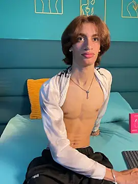 willturneer online show from June 7, 2026, 12:48 am