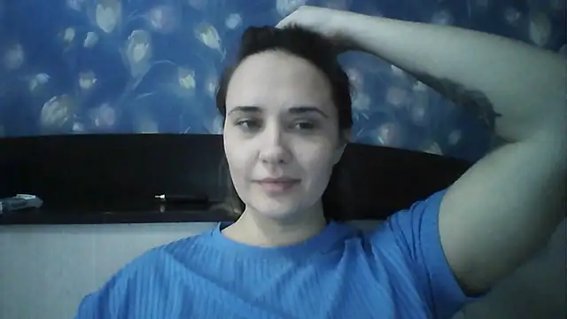 Alisa07qw online show from March 22, 2026, 9:45 am