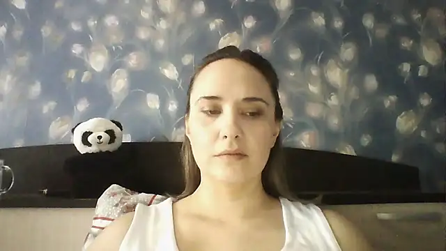 Alisa07qw online show from March 30, 2026, 4:57 am