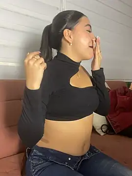 CatalinaSantana Pink online show from March 10, 2026, 9:53 pm