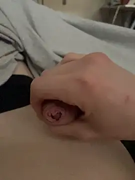 Snapshot of curvedlongdick chatting on April 2, 2026, 1:31 pm curvedlongdick online show from April 2, 2026, 1:31 pm