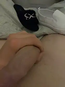 Snapshot of curvedlongdick chatting on April 7, 2026, 5:02 pm curvedlongdick online show from April 7, 2026, 5:02 pm