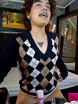 Kittylatina  online show from April 11, 2026, 3:11 am