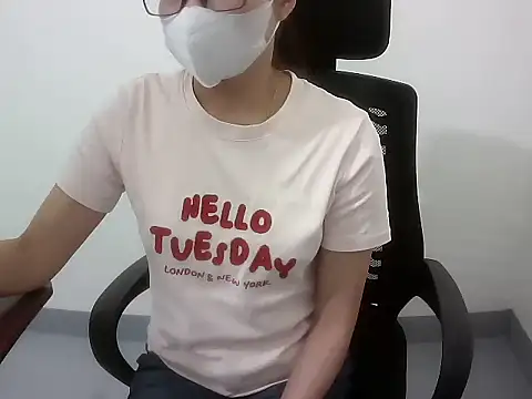 Snapshot of Mai_phuong chatting on March 10, 2026, 2:27 am Mai phuong online show from March 10, 2026, 2:27 am