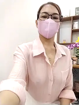 Mai phuong online show from April 12, 2026, 12:59 am