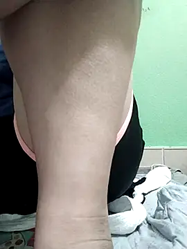 Amanda  ena- online show from April 15, 2026, 11:16 pm