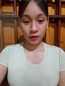 Snapshot of -Hicici- chatting on July 10, 2026, 11:57 am -Hicici- online show from July 10, 2026, 11:57 am