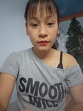 Snapshot of -Hicici- chatting on July 24, 2026, 12:19 am -Hicici- online show from July 24, 2026, 12:19 am