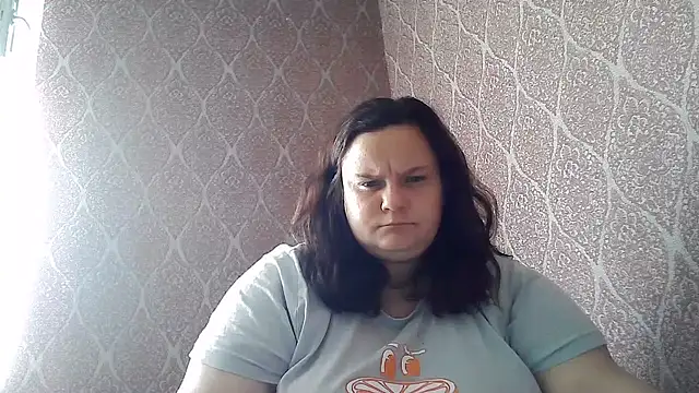 DollyGersonn online show from June 15, 2026, 11:45 am