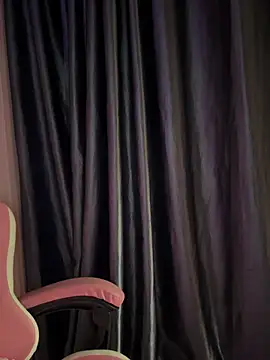 Cum-withyou online show from April 4, 2026, 5:27 am