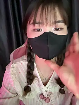 Cum-withyou online show from May 5, 2026, 3:36 am