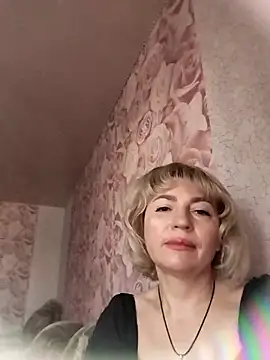 NataLilu826 online show from May 3, 2026, 6:41 am