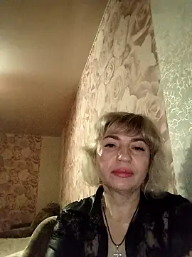 NataLilu826 online show from May 13, 2026, 8:06 pm