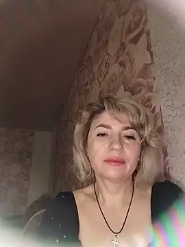 NataLilu826 online show from May 18, 2026, 6:41 am