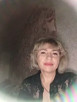 NataLilu826 online show from May 19, 2026, 4:46 pm