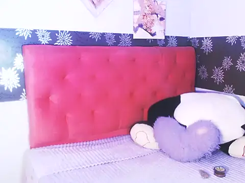 Snapshot of brunne_eva chatting on June 21, 2026, 4:59 am brunne eva online show from June 21, 2026, 4:59 am