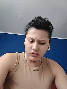 Snapshot of brunne_eva chatting on July 5, 2026, 2:13 pm brunne eva online show from July 5, 2026, 2:13 pm