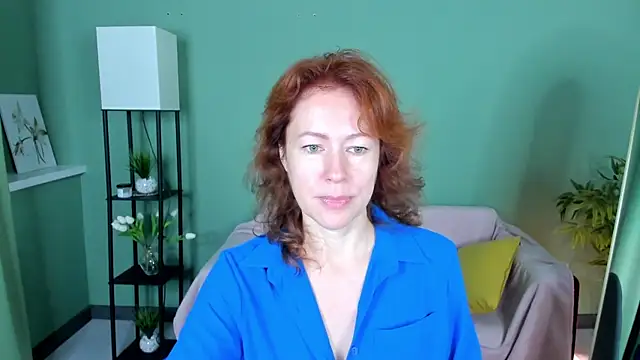 LeticiaRomano online show from July 15, 2026, 4:07 am