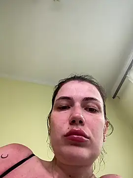 Cutee Erika online show from July 17, 2026, 1:51 pm