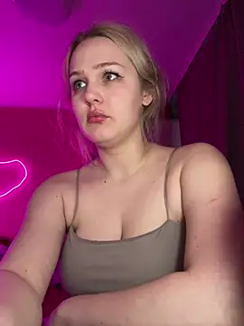 keeeessyyy online show from March 28, 2026, 2:44 am