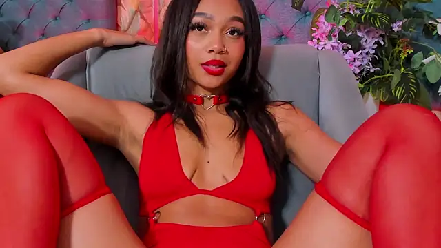 Snapshot of LiahGrey chatting on June 27, 2026, 10:59 pm LiahGrey online show from June 27, 2026, 10:59 pm
