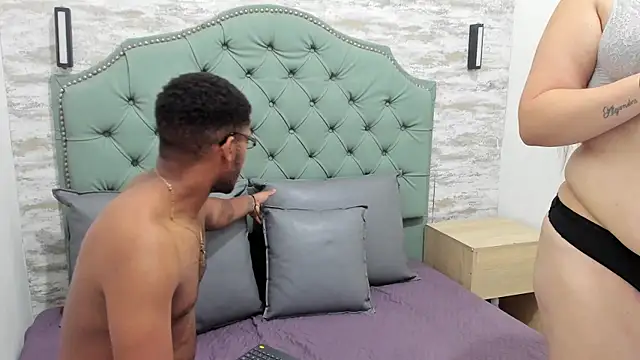 TeamMarcoLuna online show from April 4, 2026, 11:29 am