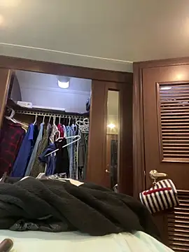 simplyobsessedwher online show from April 1, 2026, 9:21 am