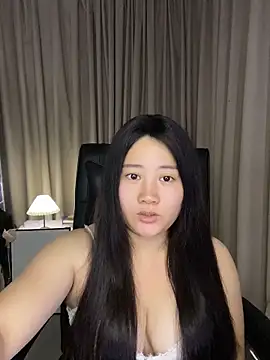sisibaby20266 online show from May 17, 2026, 1:51 pm