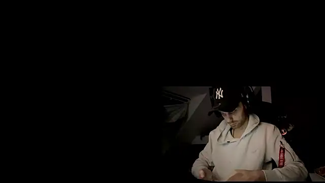nomercy0807 online show from April 21, 2026, 8:55 pm