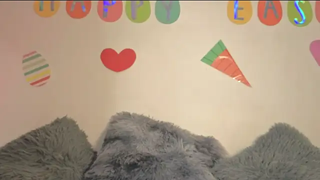 PaulaCutexs online show from March 27, 2026, 8:26 am