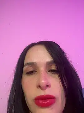 leila moretti online show from April 14, 2026, 6:47 pm