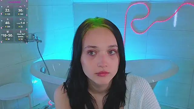 DarcyBlackwood online show from April 12, 2026, 1:21 am