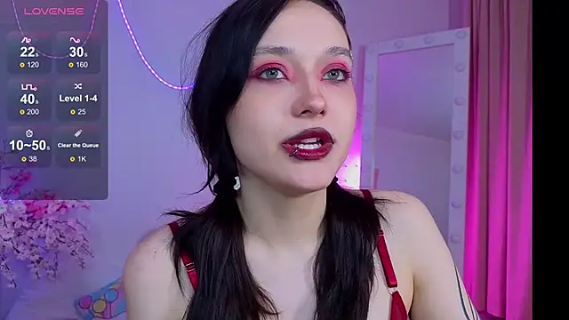 DarcyBlackwood online show from May 24, 2026, 1:43 am