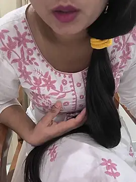 Snapshot of Jesmin_khan01 chatting on June 2, 2026, 5:37 pm Jesmin khan01 online show from June 2, 2026, 5:37 pm