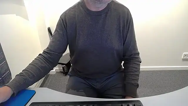 Buggemann online show from July 29, 2026, 3:04 am