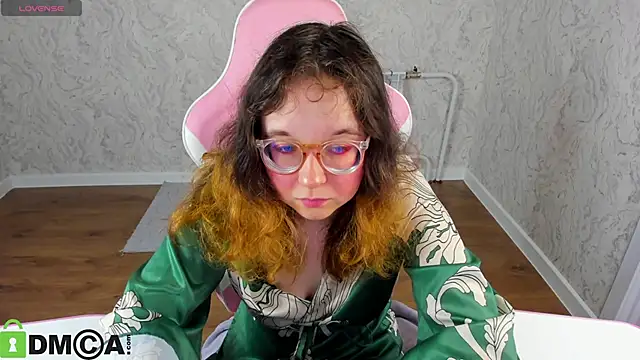 Aleks-caster online show from May 10, 2026, 1:11 am