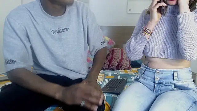Ebony N Blonde online show from April 10, 2026, 12:05 am