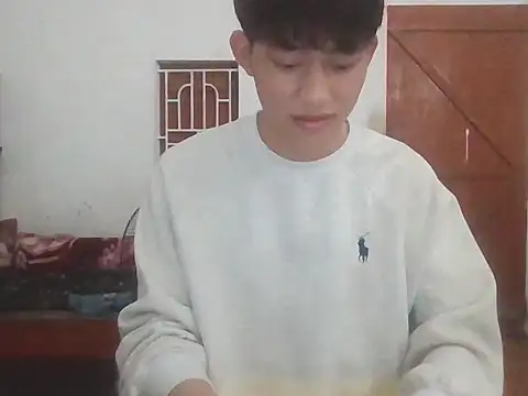 Snapshot of Hihi-haha-- chatting on March 12, 2026, 5:02 am Hihi-haha-- online show from March 12, 2026, 5:02 am