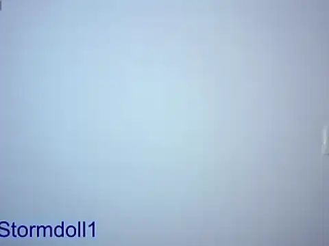 stormdollxx online show from April 15, 2026, 4:36 pm