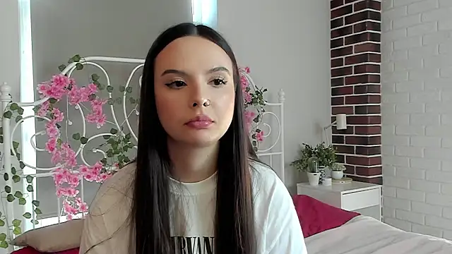 Snapshot of MeghanSkaer chatting on March 22, 2026, 10:29 am MeghanSkaer online show from March 22, 2026, 10:29 am